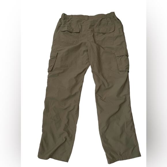 LL Bean army green nylon cargo outdoor pants size large - Picture 6 of 11